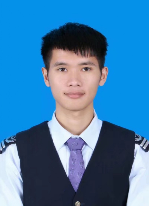 一头奔跑的熊的第一张照片--长春相亲服务中心