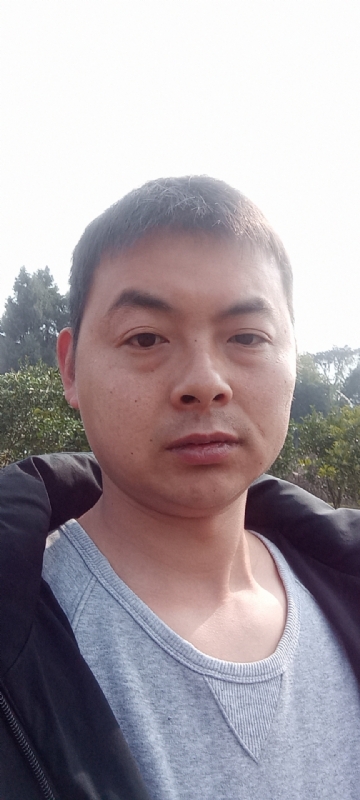 亲亲抱抱我爱你的第一张照片--长春相亲服务中心