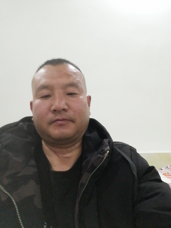 肖小江的第一张照片--长春相亲服务中心