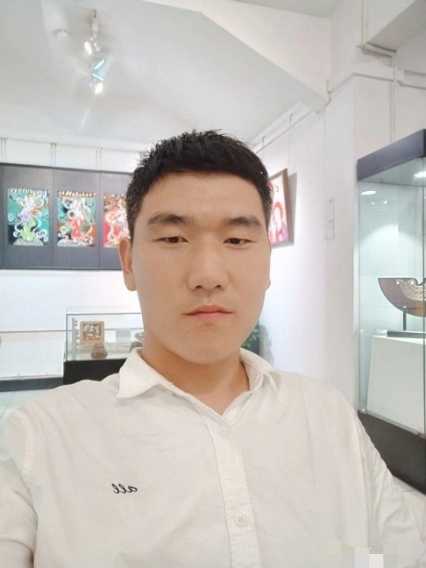 自律人生的第一张照片--长春相亲服务中心