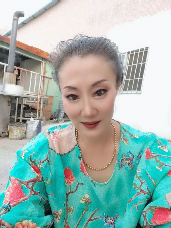 燕子的第三张照片--长春相亲服务中心