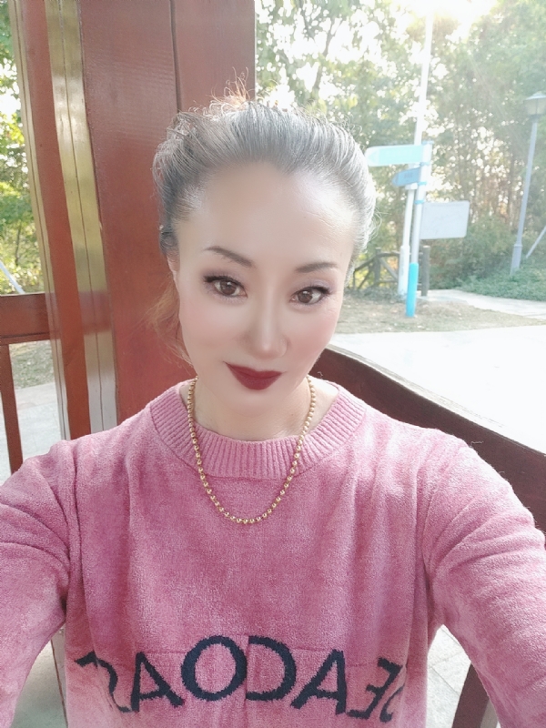 燕子的第五张照片--长春相亲服务中心