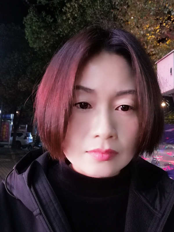 风中百合的第一张照片--长春相亲服务中心