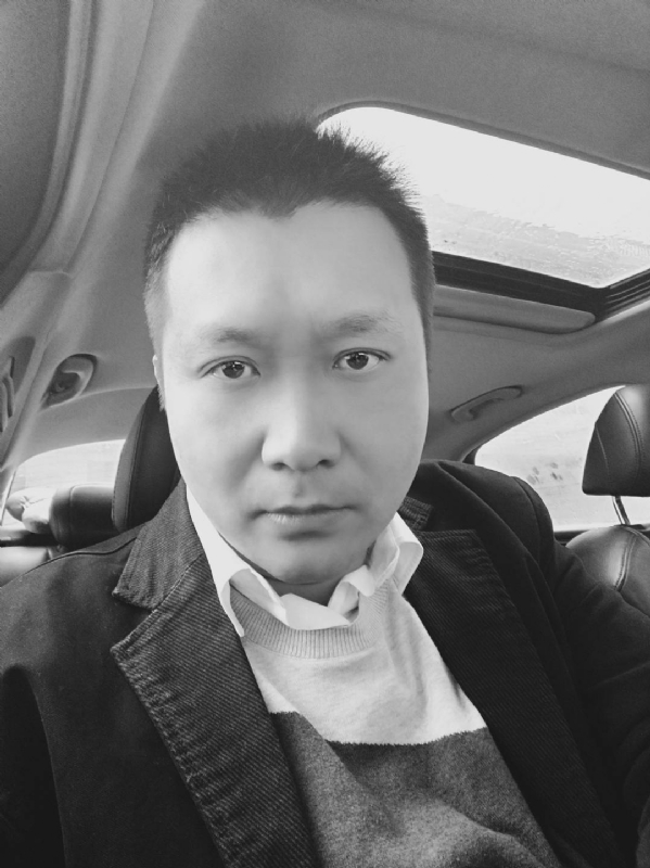 静水寒的第一张照片--长春相亲服务中心