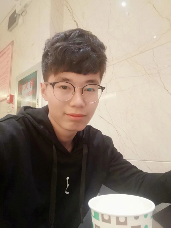 小张的第一张照片--长春相亲服务中心