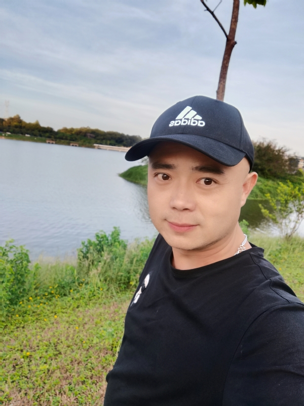 石头哥的第一张照片--长春相亲服务中心