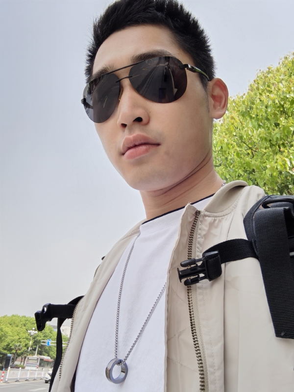 残花落陌,的第一张照片--长春相亲服务中心