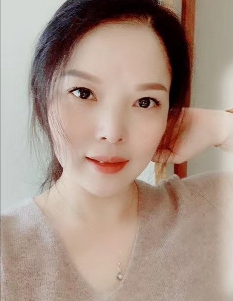 百荷的第二张照片--长春相亲服务中心