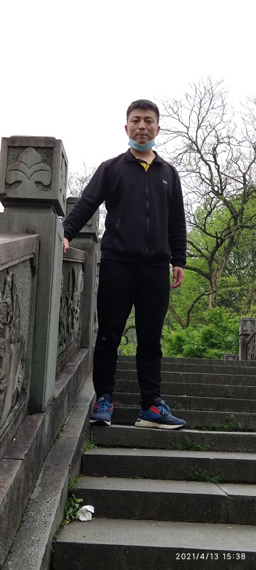 翁的第一张照片--长春相亲服务中心