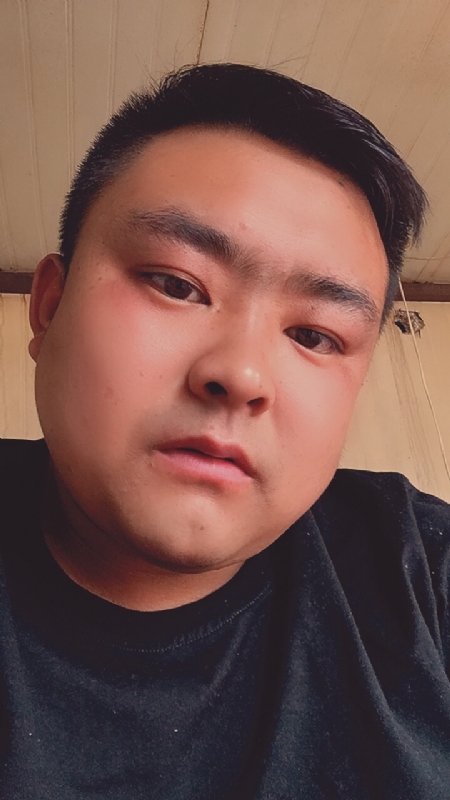 爱我所爱的第一张照片--长春相亲服务中心