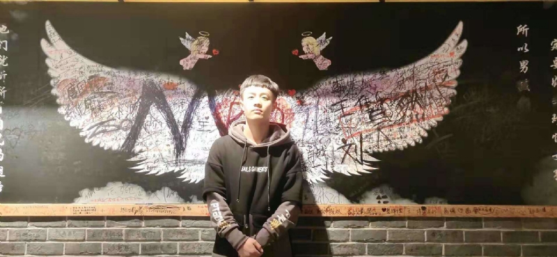 水彩画师的第一张照片--长春相亲服务中心