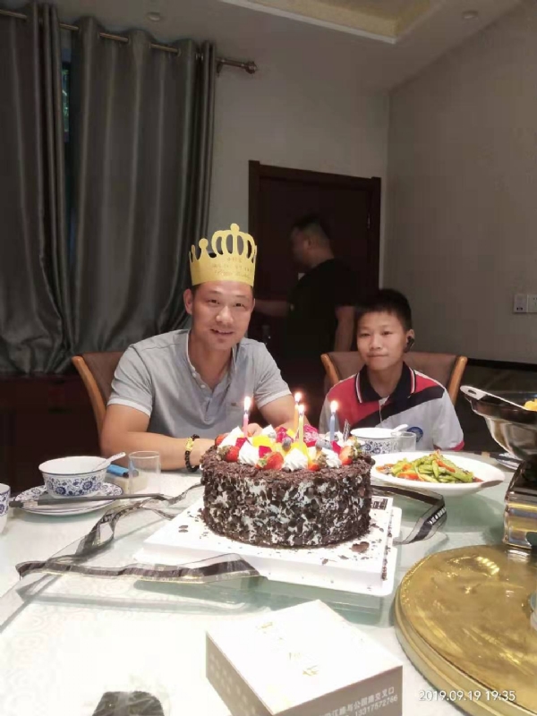 孤独的狼的第一张照片--长春相亲服务中心