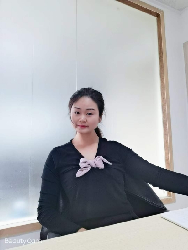 美美在深的第一张照片--长春相亲服务中心