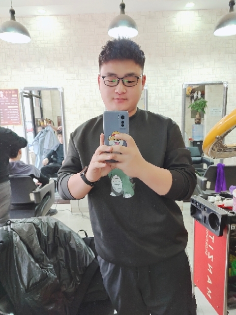 不吃香菜的第二张照片--长春相亲服务中心