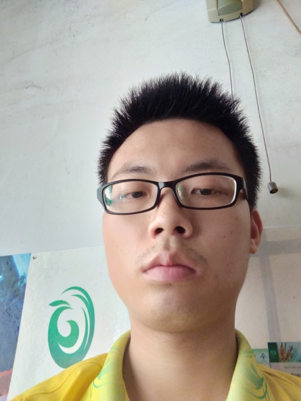 舒荷的第一张照片--长春相亲服务中心