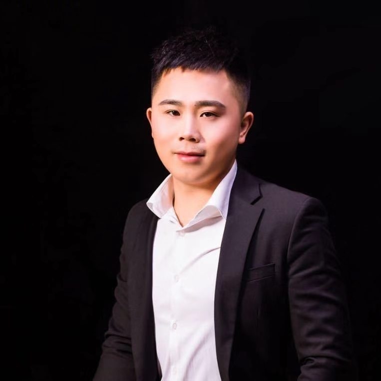 只欠东风的第一张照片--长春相亲服务中心