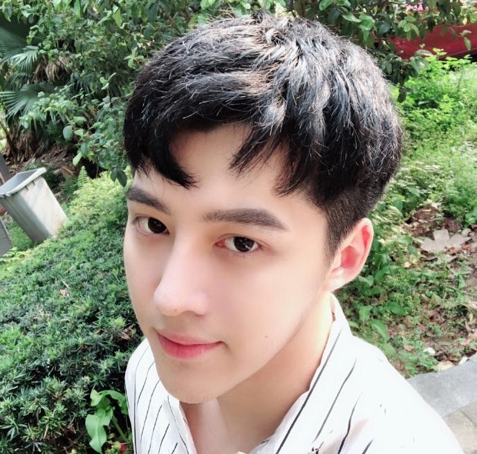 alading的第一张照片--长春相亲服务中心