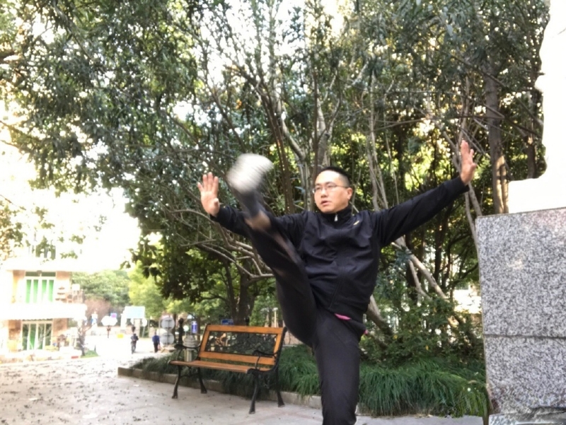 自故深情好受伤的第三张照片--长春相亲服务中心