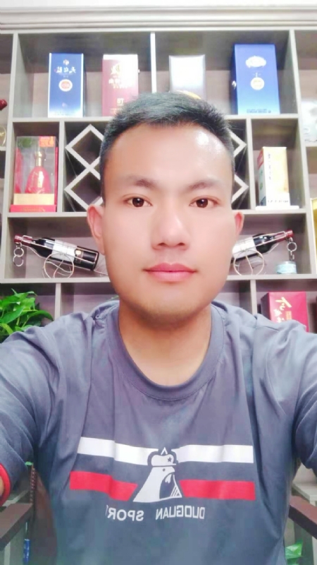 钱乾的第一张照片--长春相亲服务中心