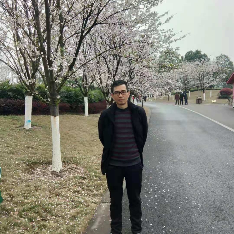 痴心爱人的第一张照片--长春相亲服务中心