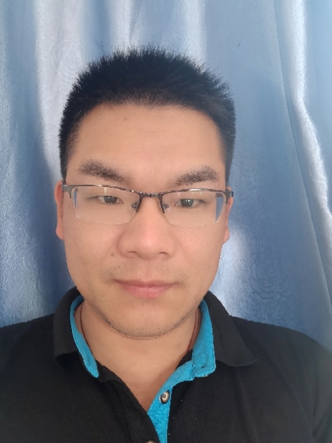 朱先生的第一张照片--长春相亲服务中心