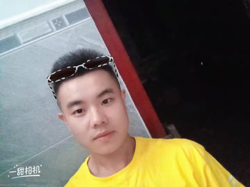 建国90周年的学渣的第一张照片--长春相亲服务中心