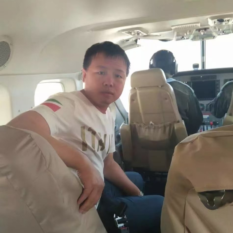 随风飘零的第三张照片--长春相亲服务中心