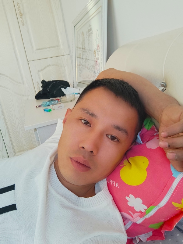 一个人的第一张照片--长春相亲服务中心