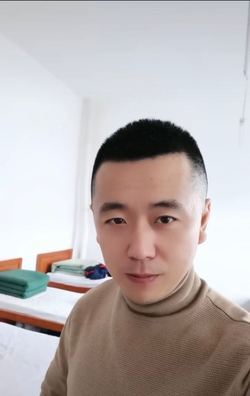 随风的第二张照片--长春相亲服务中心