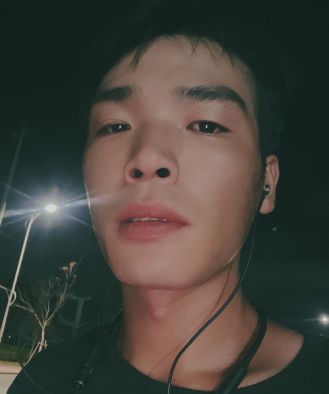 满船清梦压星河的第一张照片--长春相亲服务中心