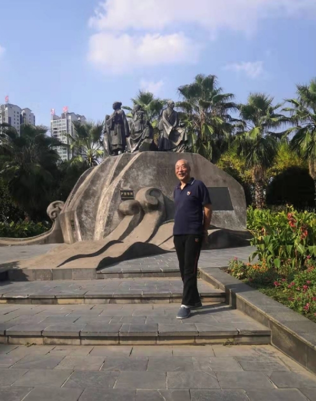 笨笨男的第一张照片--长春相亲服务中心