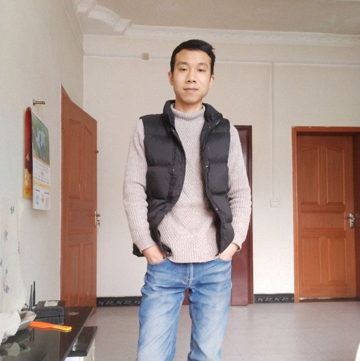 小伙子的第一张照片--长春相亲服务中心