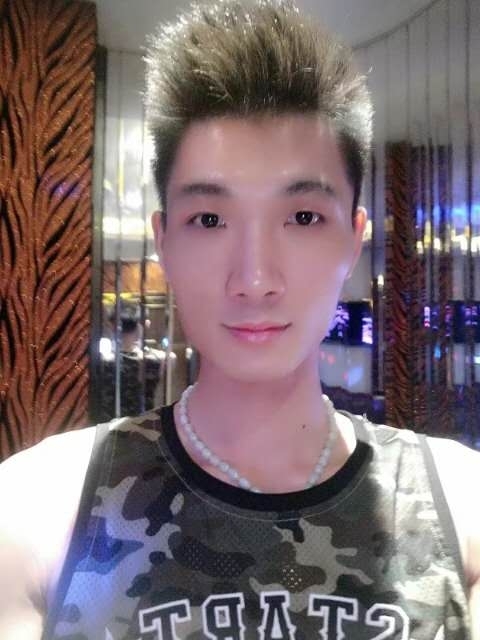 人生如戏的第一张照片--长春相亲服务中心