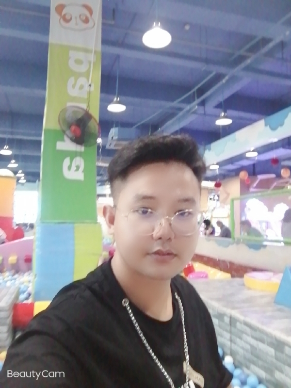 棒哥的第三张照片--长春相亲服务中心