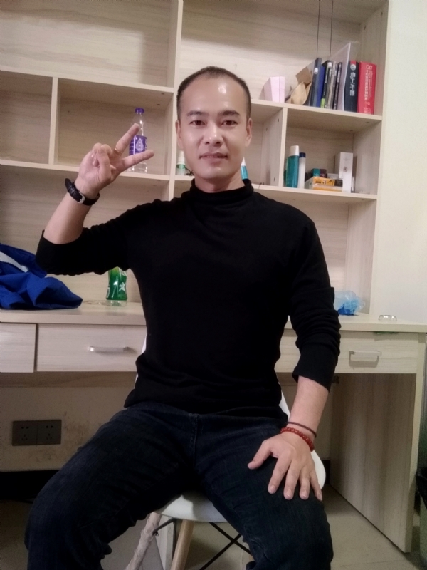 熊大与熊二的第一张照片--长春相亲服务中心