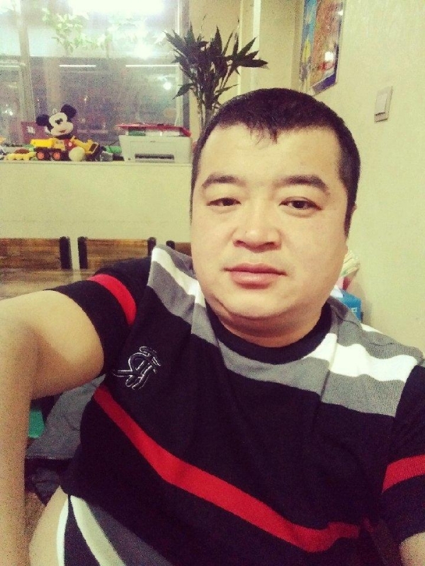 老实人的第一张照片--长春相亲服务中心