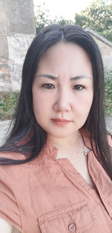 乖乖一女的第一张照片--长春相亲服务中心