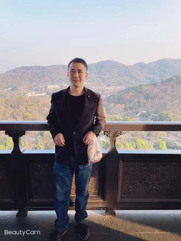 周周的第二张照片--长春相亲服务中心