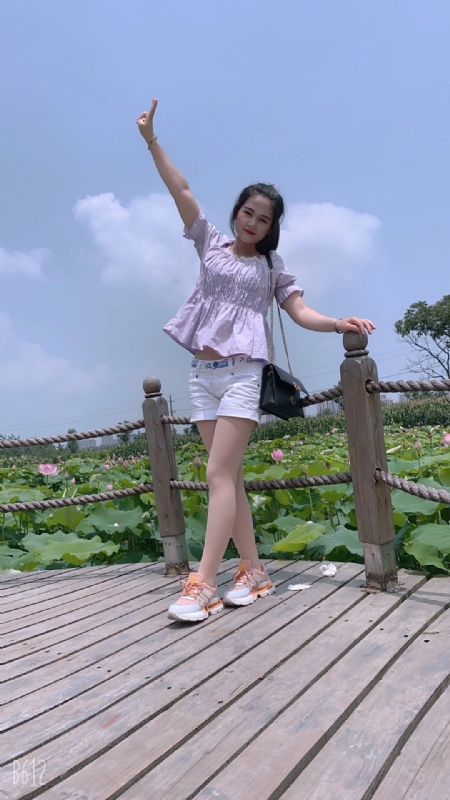 秋水伊人的第二张照片--长春相亲服务中心