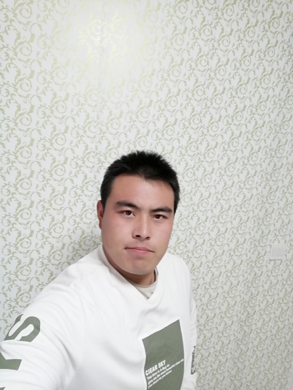 看草莓在跳舞的第一张照片--长春相亲服务中心