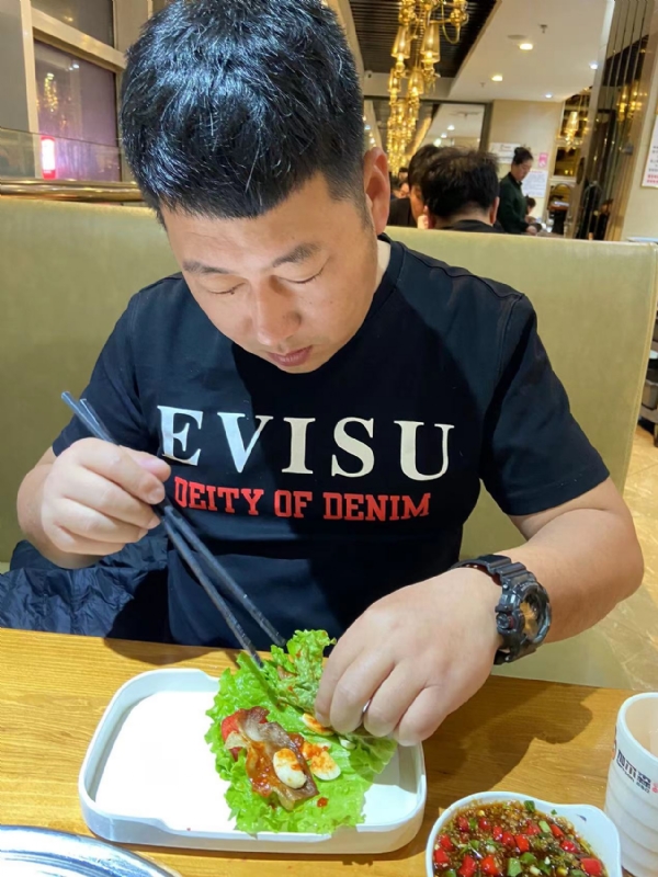 砒霜的第一张照片--长春相亲服务中心