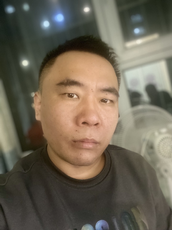 云的第三张照片--长春相亲服务中心