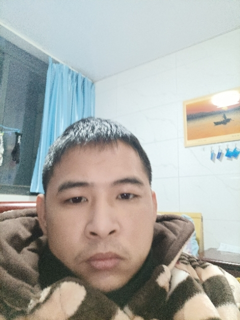 寂寞的第二张照片--长春相亲服务中心