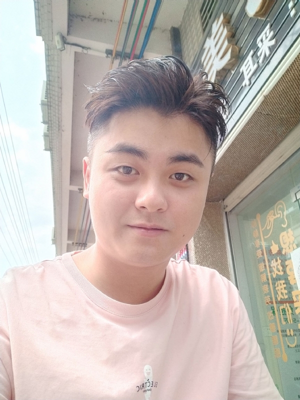 李健诚的第一张照片--长春相亲服务中心