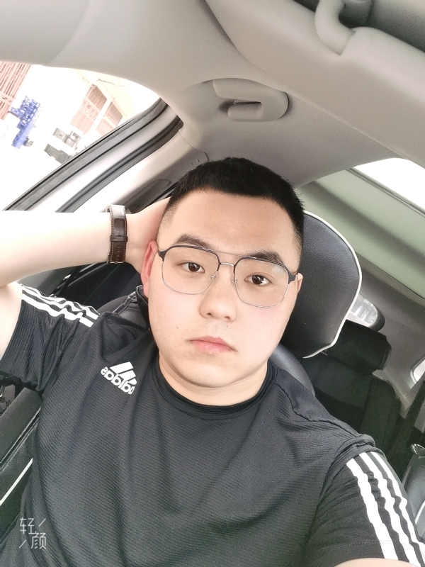 海阔天空的第一张照片--长春相亲服务中心