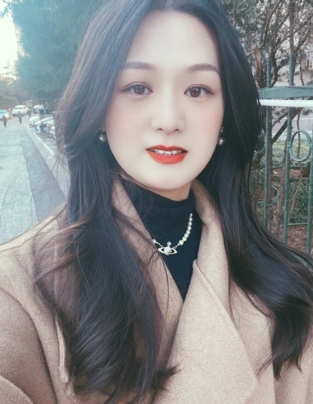 盧盈穎的第一张照片--长春相亲服务中心