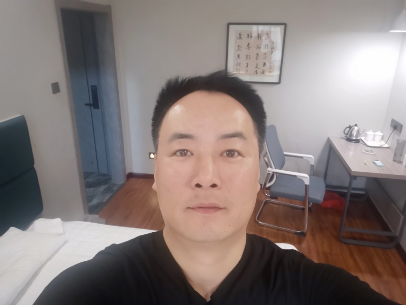 莫待花落空折枝的第一张照片--长春相亲服务中心