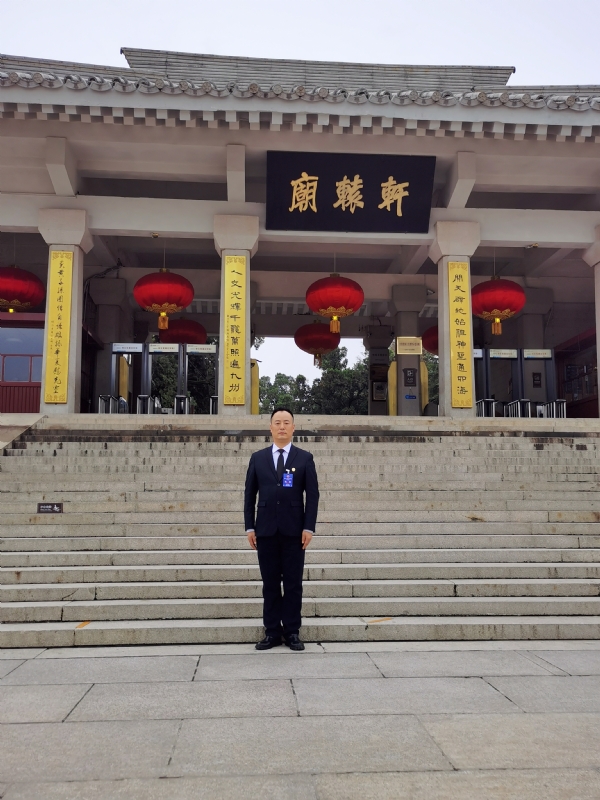 莫待花落空折枝的第二张照片--长春相亲服务中心