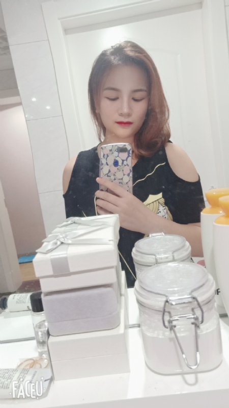 刘莲酥的第四张照片--长春相亲服务中心