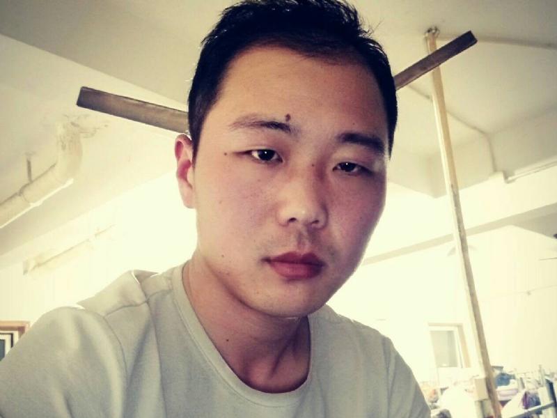 听听那冷雨的第一张照片--长春相亲服务中心